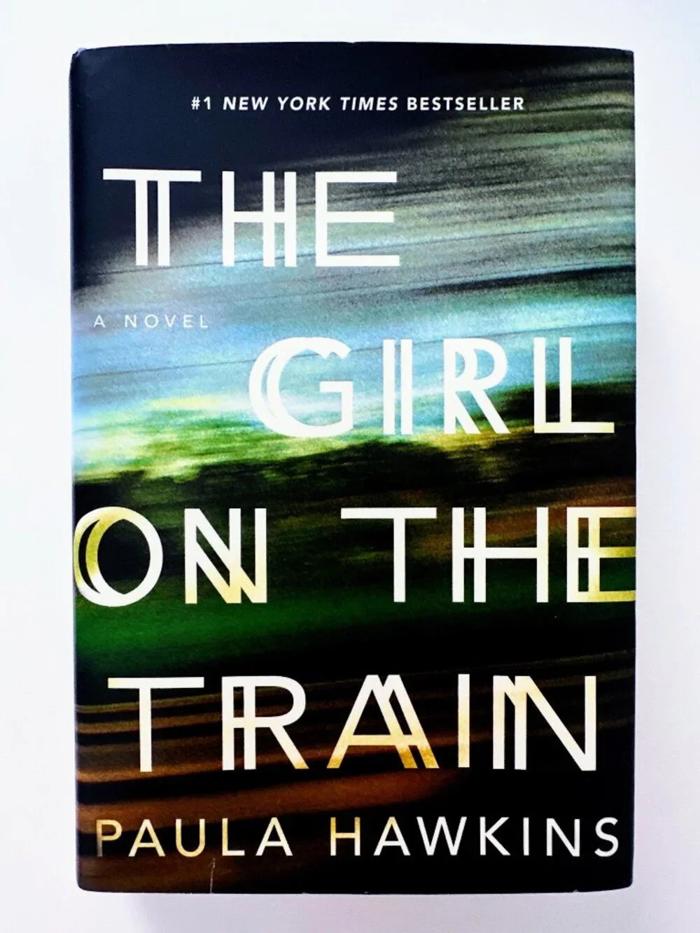 NOVEL HARDCOVER - The Girl on the Train by Paula Hawkins - EUC